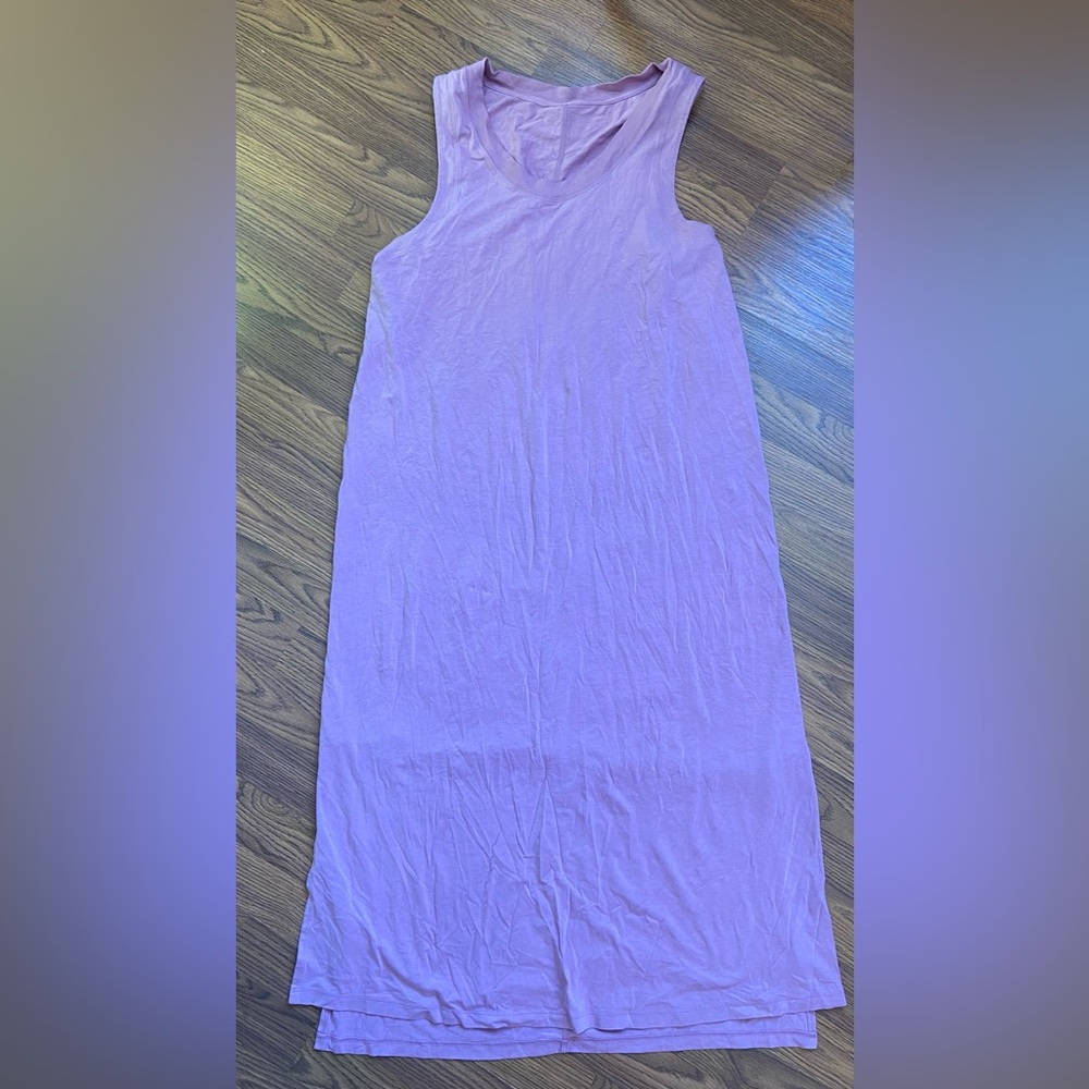 Lululemon - Sleeveless  Maxi Dress - 12

Size tag off

Dusty rose